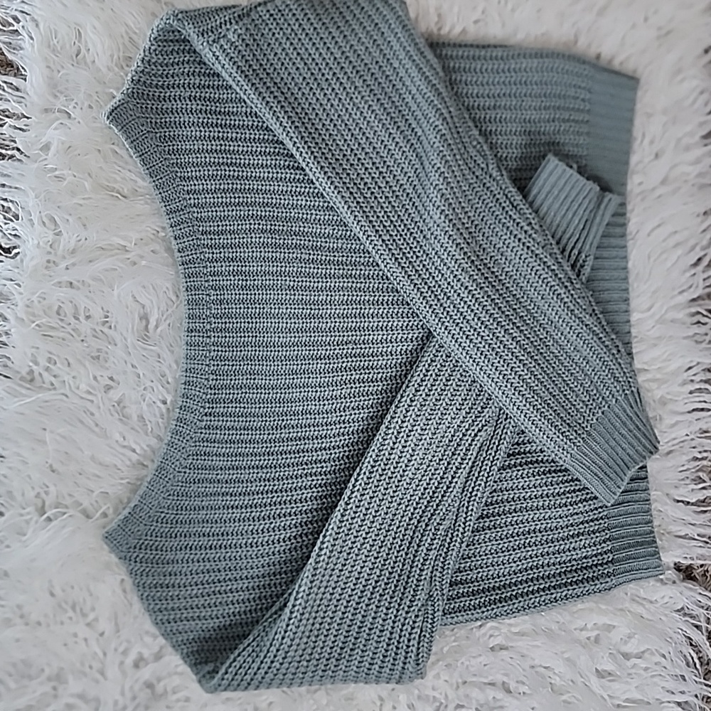 Missguided Off the shoulder Crop Top Sweater